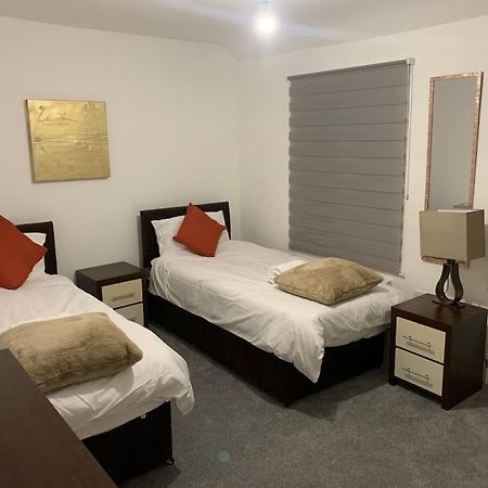 Beautiful 5Bedroom Hse-Contractor/Family/Corporate Dartford Extérieur photo